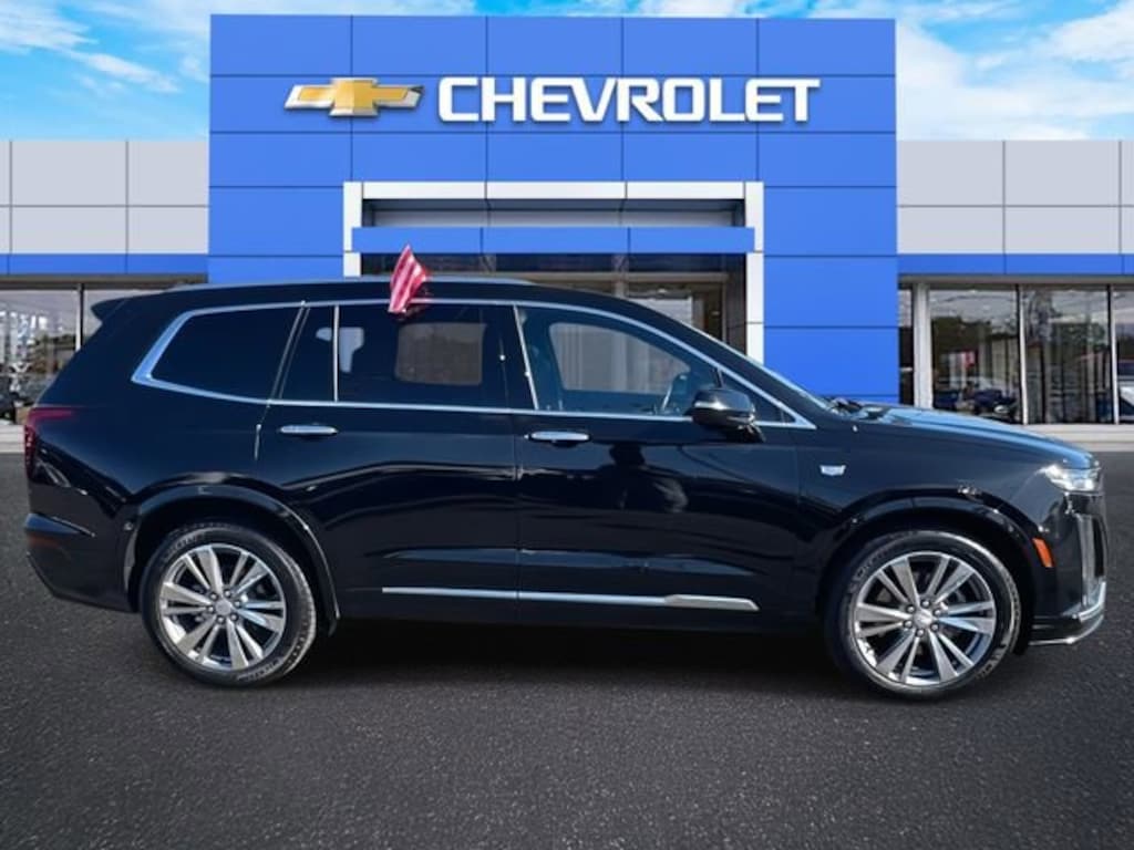 Used 2025 CADILLAC XT6 Premium Luxury SUV