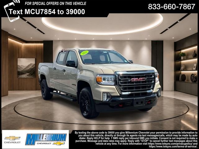 2022 GMC Canyon 4WD AT4 Crew Cab Short Box (Cloth)'s photo