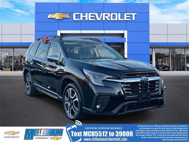 2023 Subaru Ascent Limited's photo