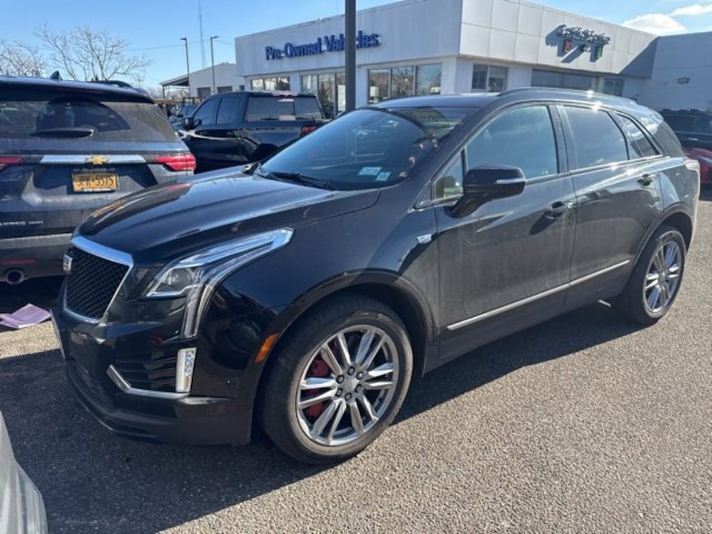 Used 2025 CADILLAC XT5 Sport SUV