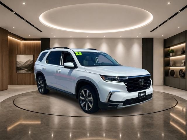 2025 Honda Pilot Elite AWD's photo