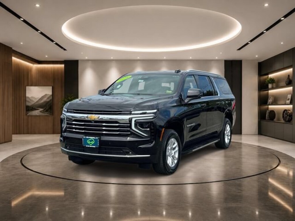 Used 2026 Chevrolet Suburban LT SUV