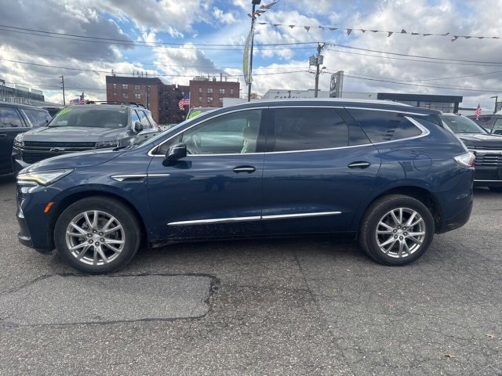Used 2022 Buick Enclave Premium SUV