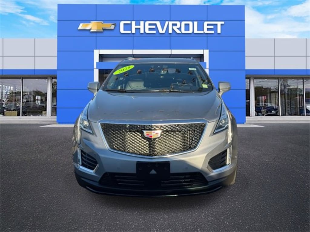 Used 2025 CADILLAC XT5 Sport SUV