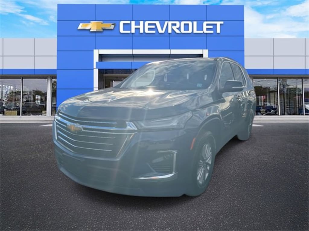 Used 2023 Chevrolet Traverse LT Leather SUV