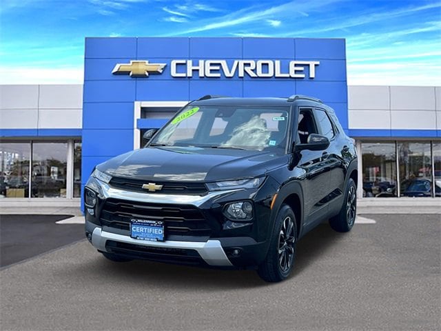 Used 2022 Chevrolet Trailblazer LT with VIN KL79MRSL0NB093084 for sale in Hicksville, NY
