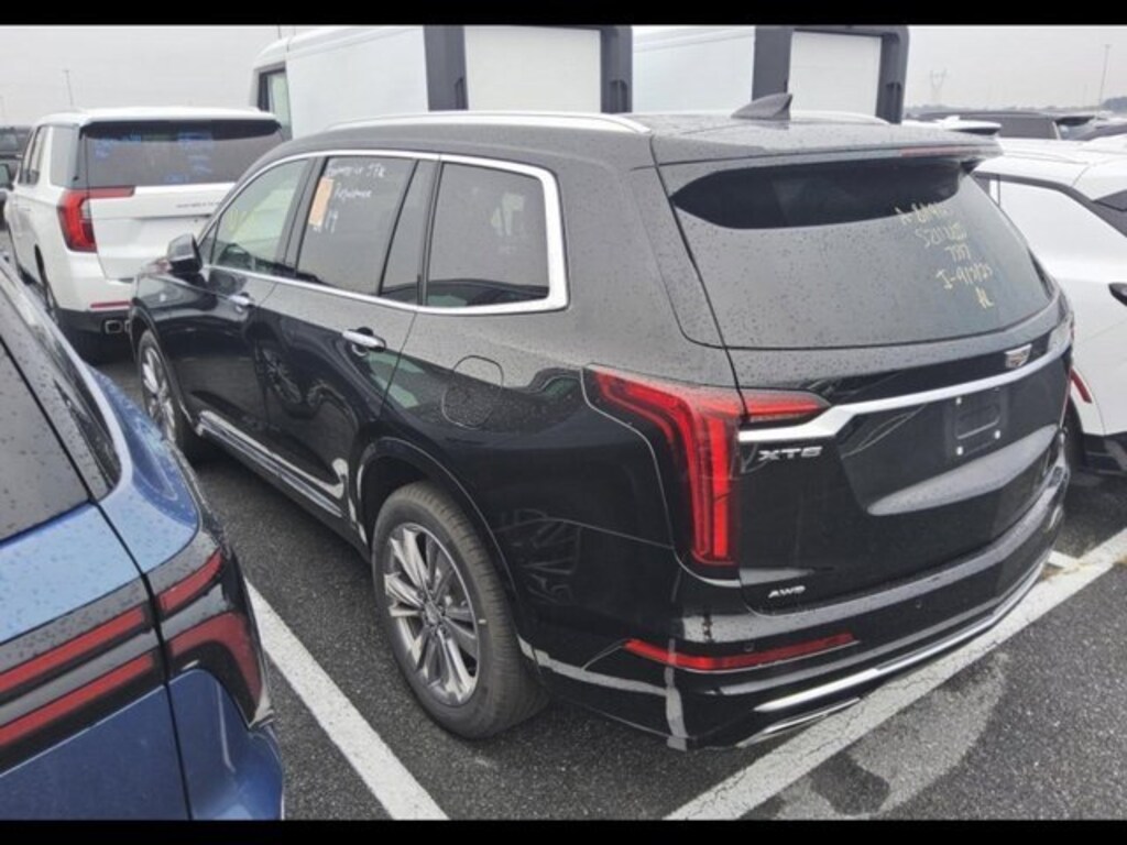 Used 2025 CADILLAC XT6 Premium Luxury SUV