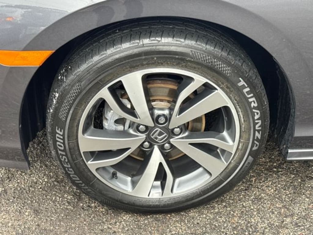 Used 2023 Honda Odyssey Touring Van