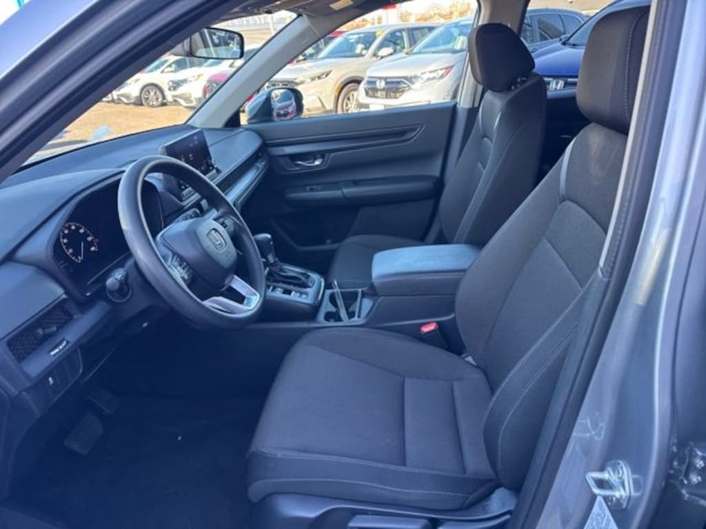 Used 2025 Honda CR-V LX SUV
