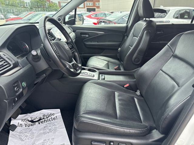 2022 Honda Pilot Special Edition photo 3
