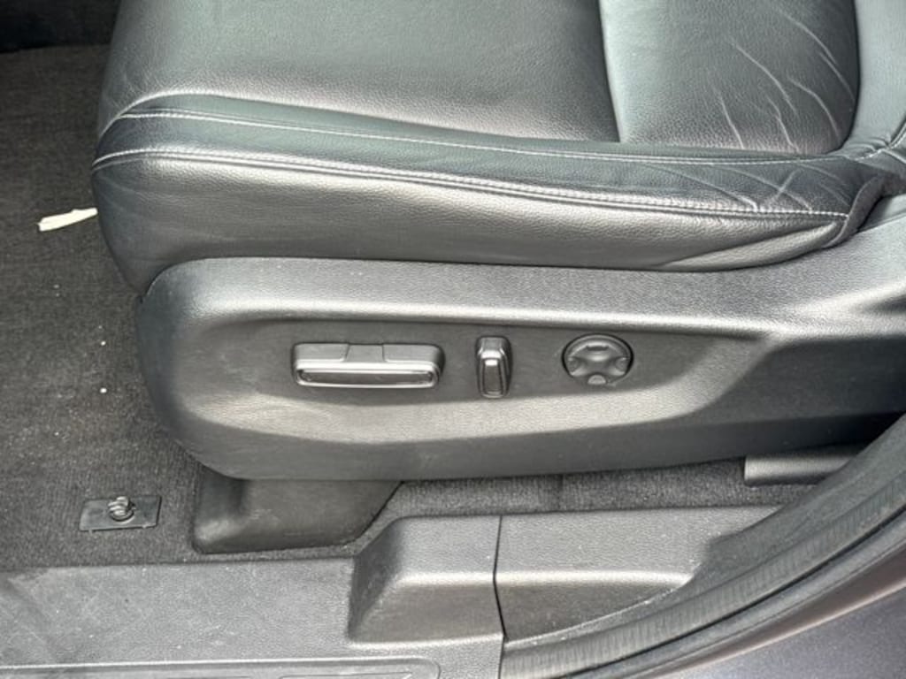 Used 2023 Honda Odyssey Touring Van