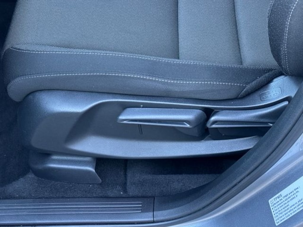 Used 2025 Honda CR-V LX SUV