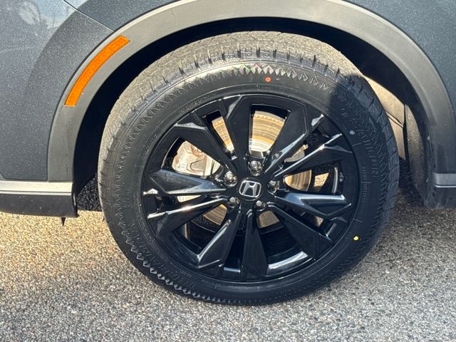 2023 Honda CR-V Hybrid Sport Touring photo 2