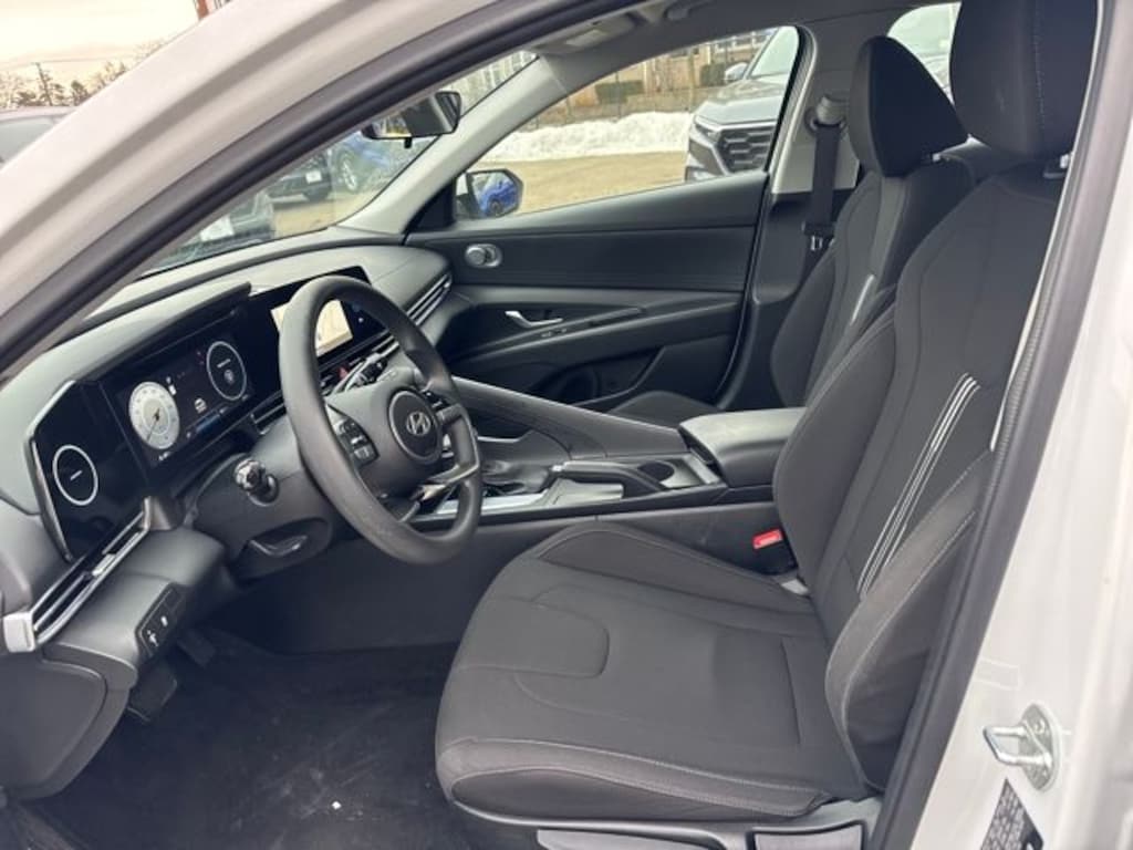 Used 2024 Hyundai Elantra SEL Sedan