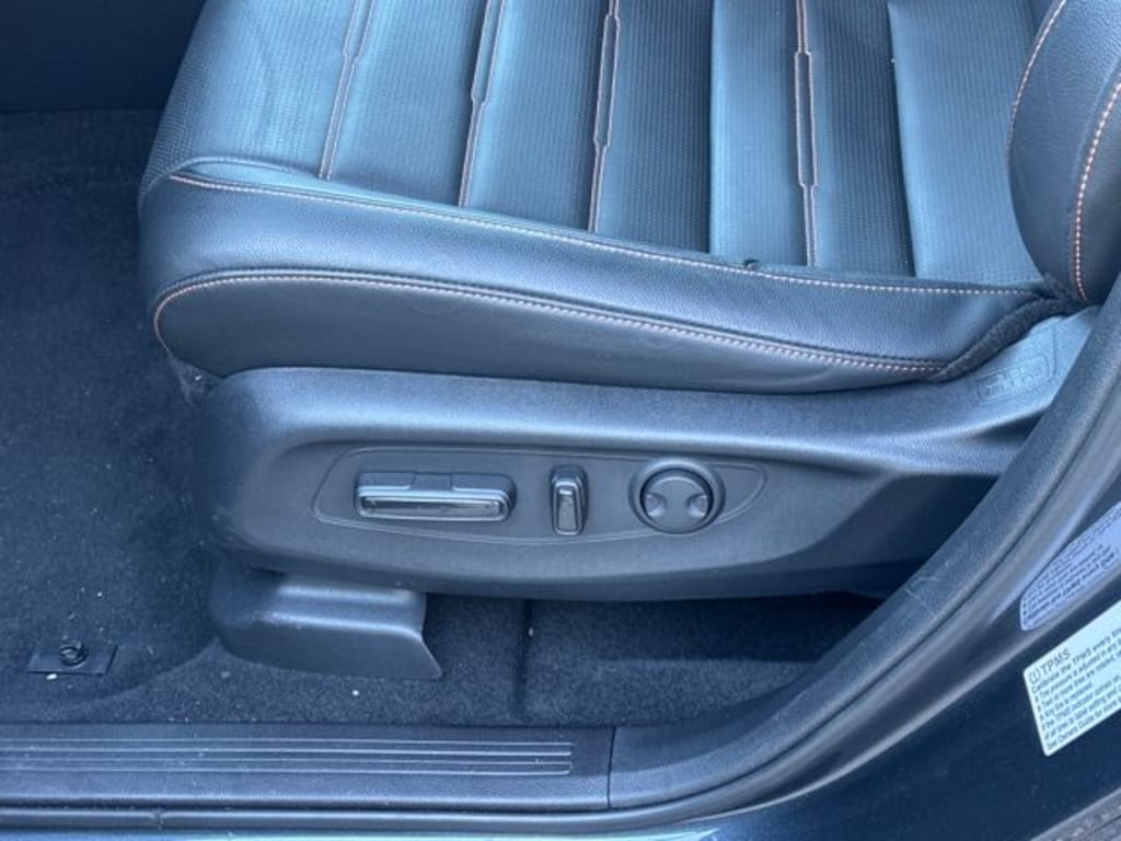 Used 2025 Honda CR-V Hybrid Sport-L SUV