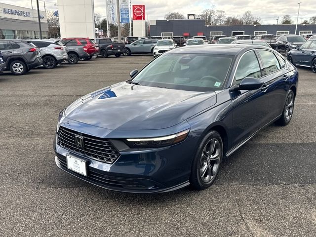 2023 Honda Accord EX's photo