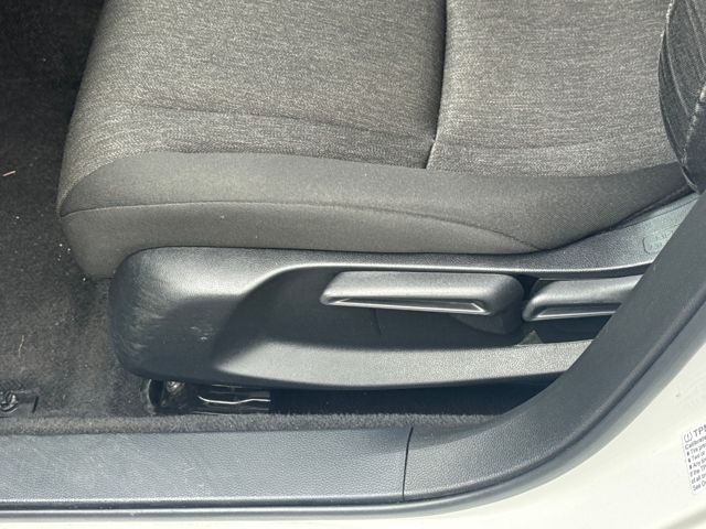 2023 Honda Accord LX photo 3