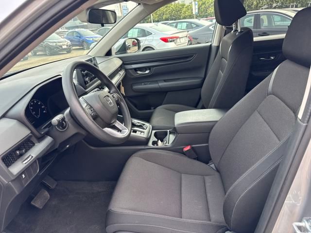 2025 Honda CR-V LX photo 3