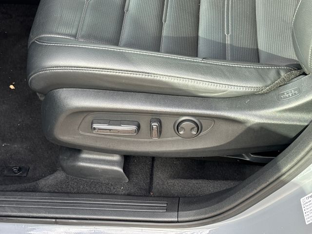 2023 Honda CR-V EX-L photo 4