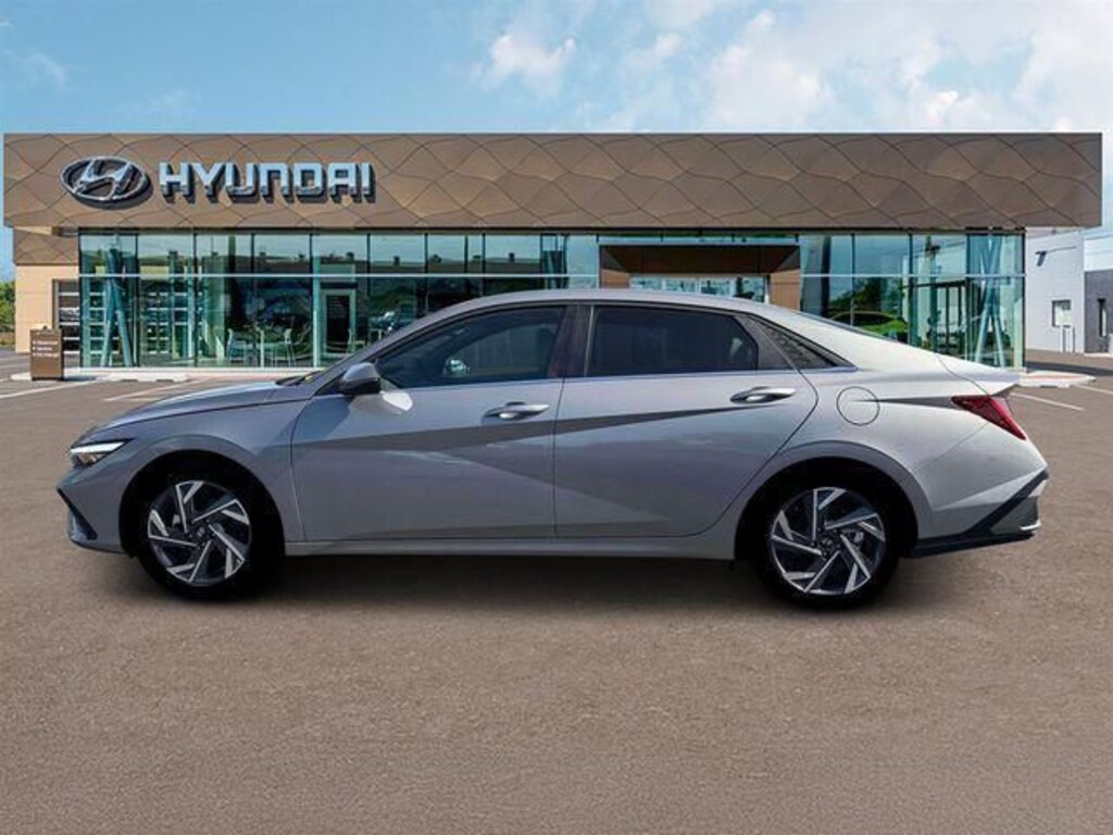New 2026 Hyundai Elantra Hybrid Limited Sedan