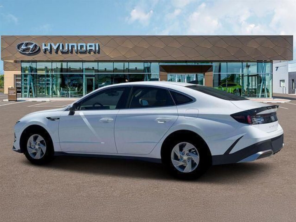 New 2026 Hyundai Sonata SE Sedan