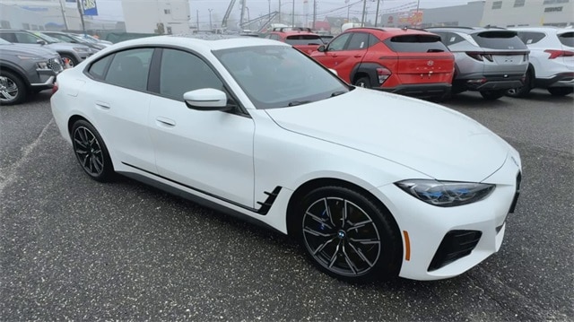 Used 2022 BMW i4  with VIN WBY73AW0XNFM89481 for sale in Hempstead, NY