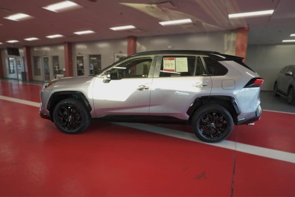 Used 2022 Toyota RAV4 Hybrid XSE SUV