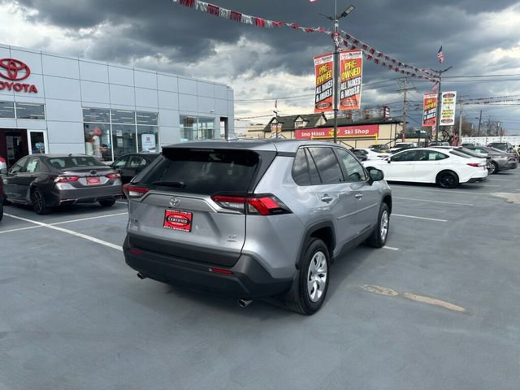 Used 2024 Toyota RAV4 LE SUV
