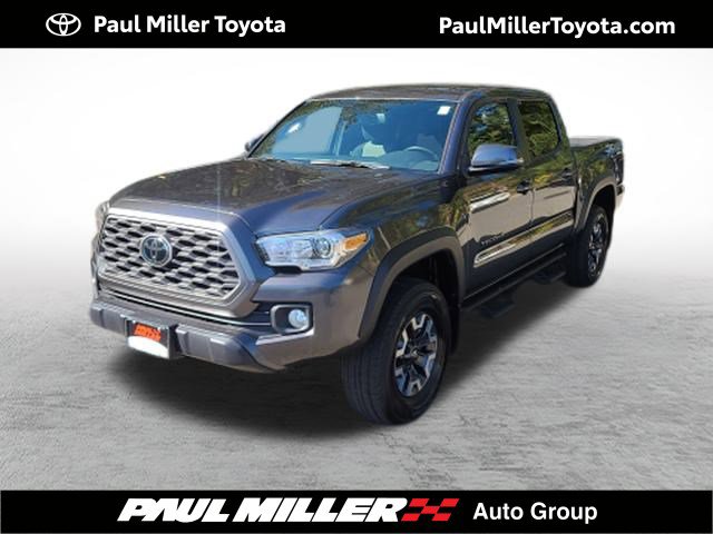 2022 Toyota Tacoma TRD Off Road's photo