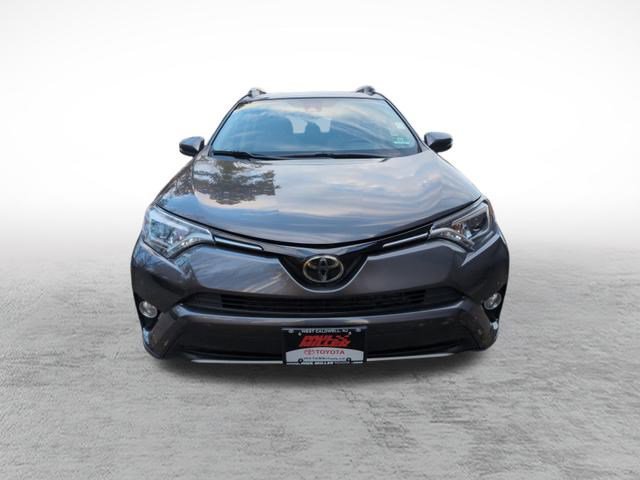 2018 Toyota RAV4 Limited photo 2