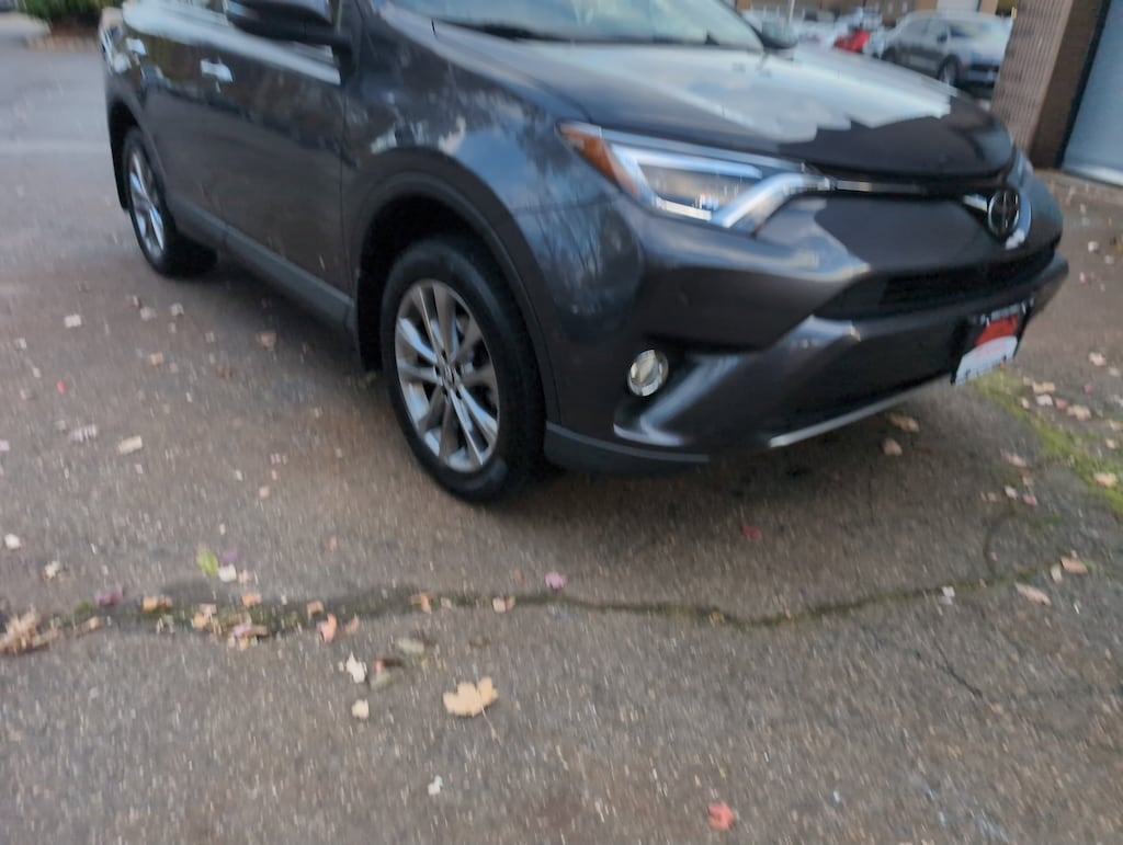 Used 2018 Toyota RAV4 Limited SUV