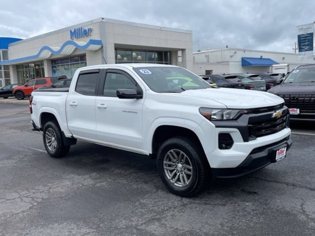 Used 2023 Chevrolet Colorado LT Truck Crew Cab