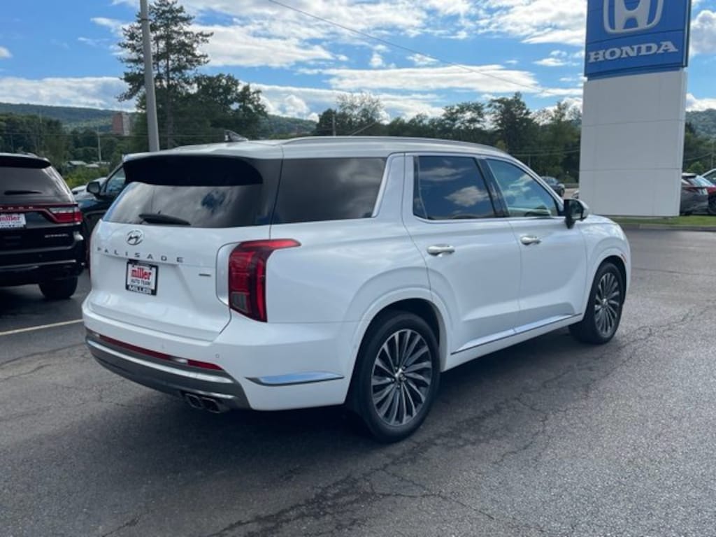 Certified 2024 Hyundai Palisade Calligraphy SUV