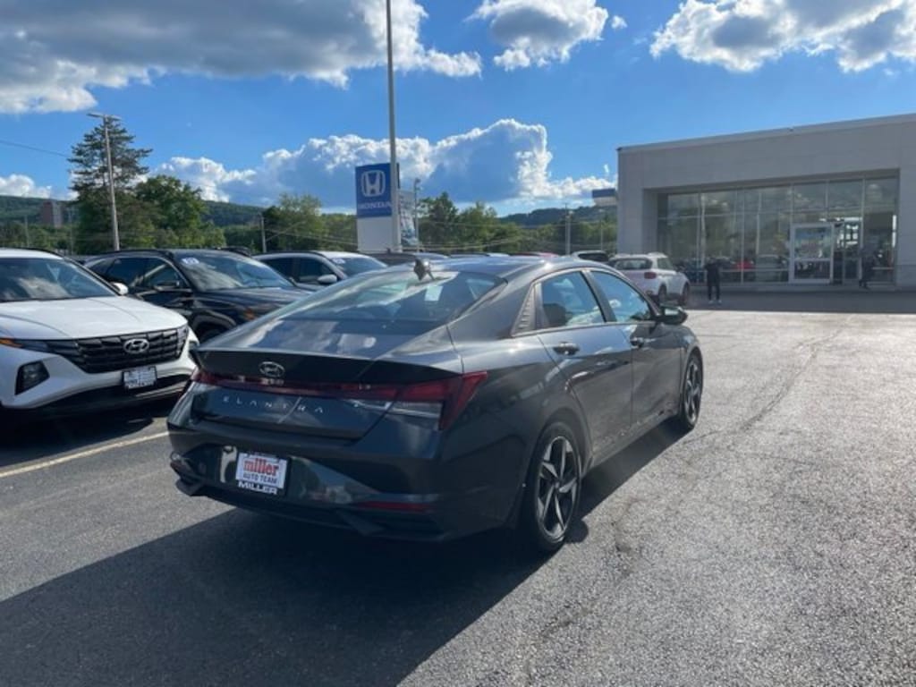 Certified 2023 Hyundai Elantra Limited Sedan