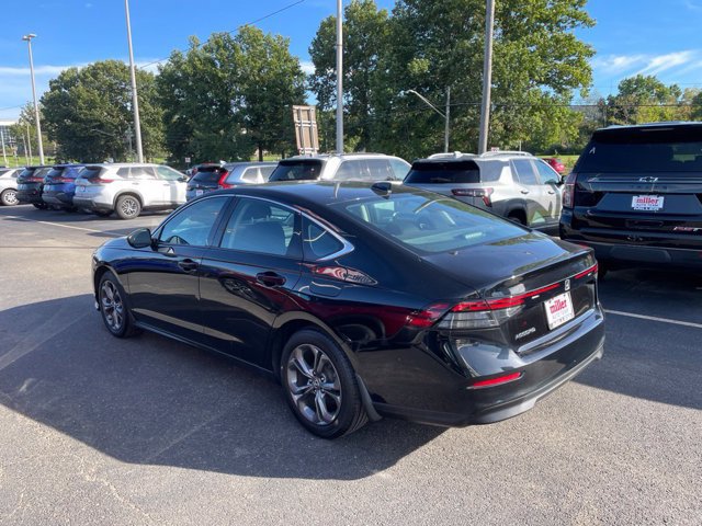 Used 2023 Honda Accord EX Sedan