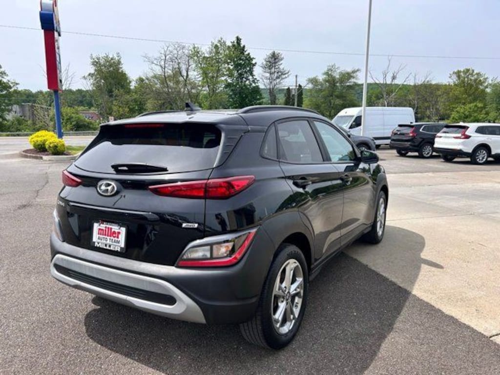 Used 2023 Hyundai Kona SEL SUV