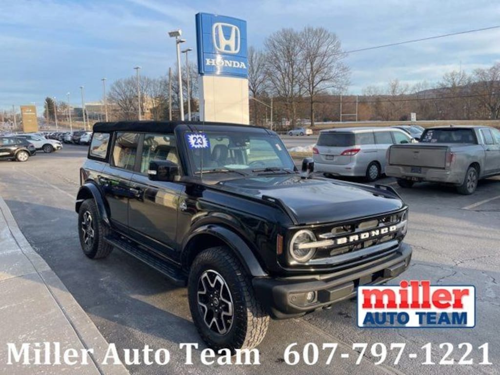 Used 2023 Ford Bronco SUV