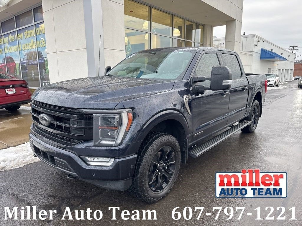 2022 Ford F-150 Platinum's photo