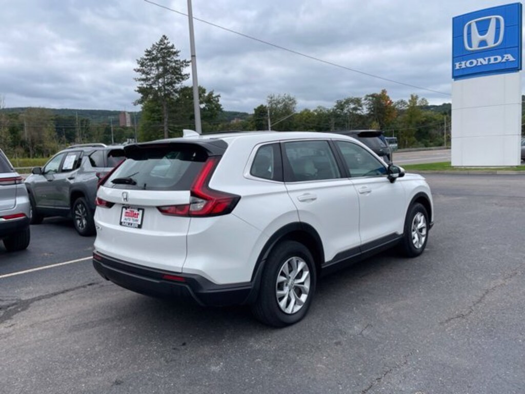 Used 2024 Honda CR-V LX SUV