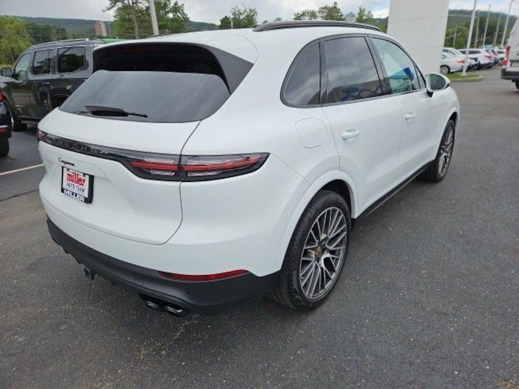 Used 2022 Porsche Cayenne Platinum Edition SUV