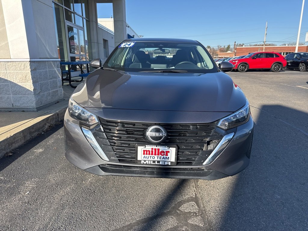 2024 Nissan Sentra SV photo 2