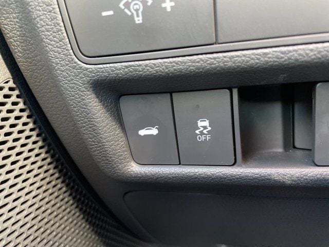 2022 Hyundai Sonata SEL Plus - Photo 18