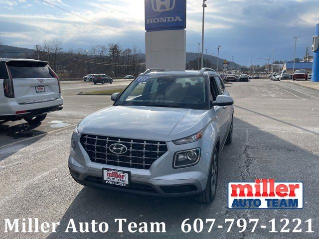 2022 Hyundai Venue SEL