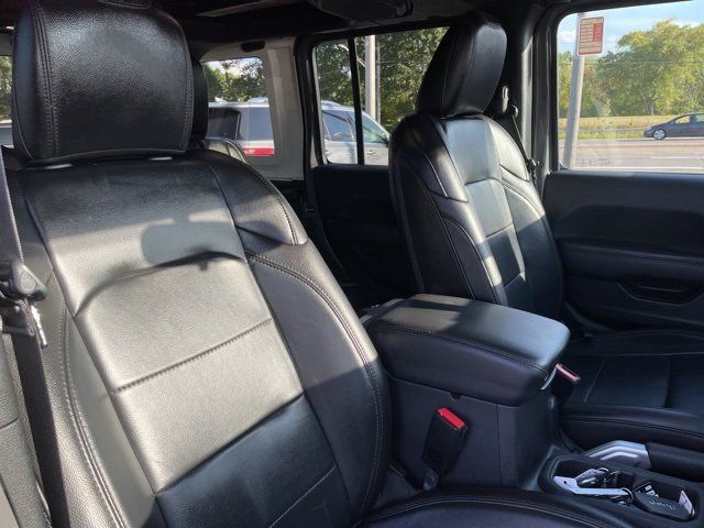 2021 Jeep Wrangler Unlimited Sahara Altitude - Photo 8