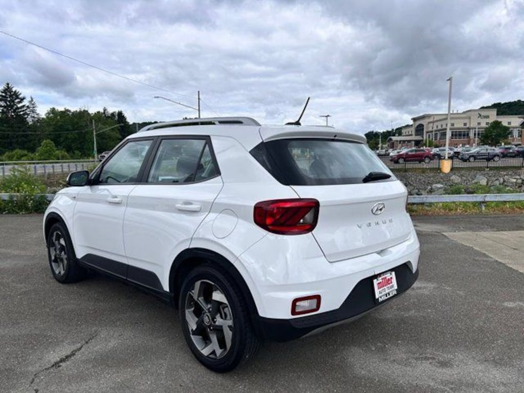 Certified 2023 Hyundai Venue SEL SUV