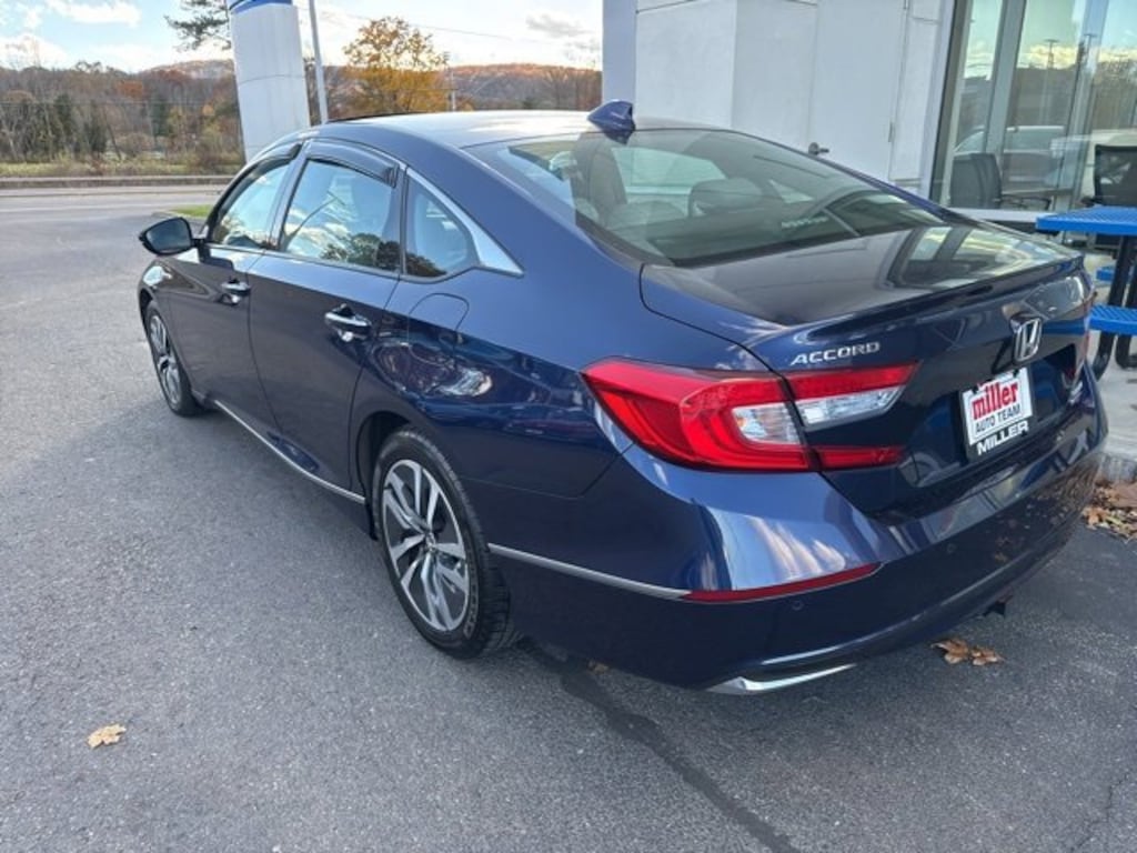 Used 2019 Honda Accord Hybrid Touring Sedan