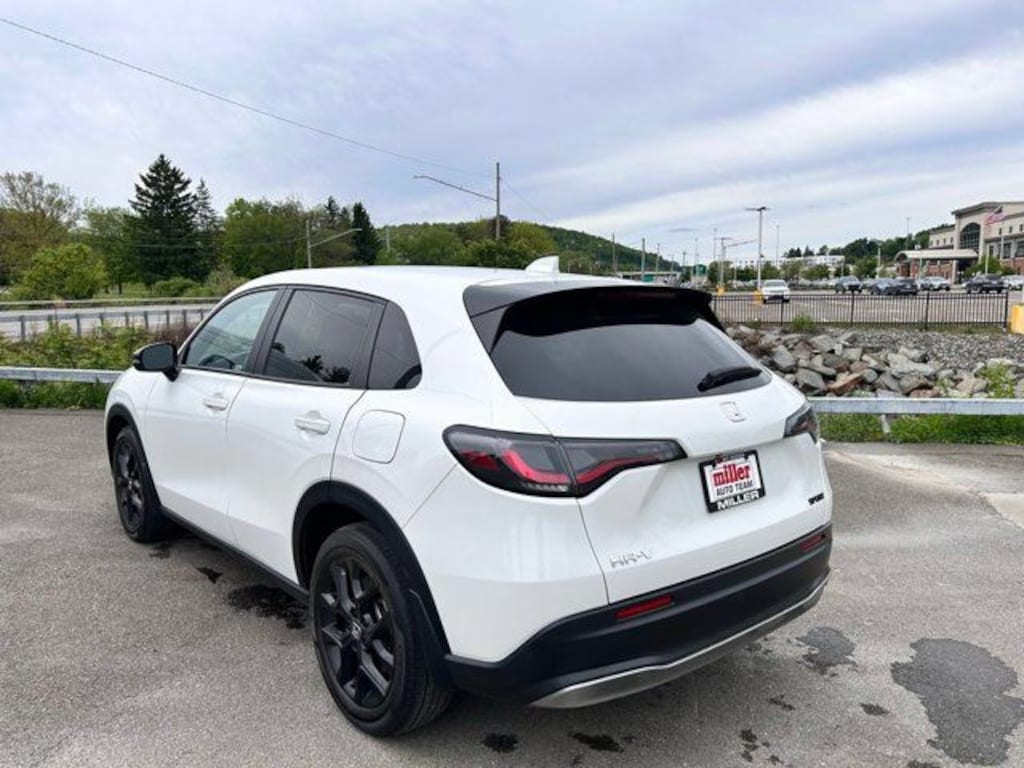 Used 2024 Honda HR-V Sport SUV
