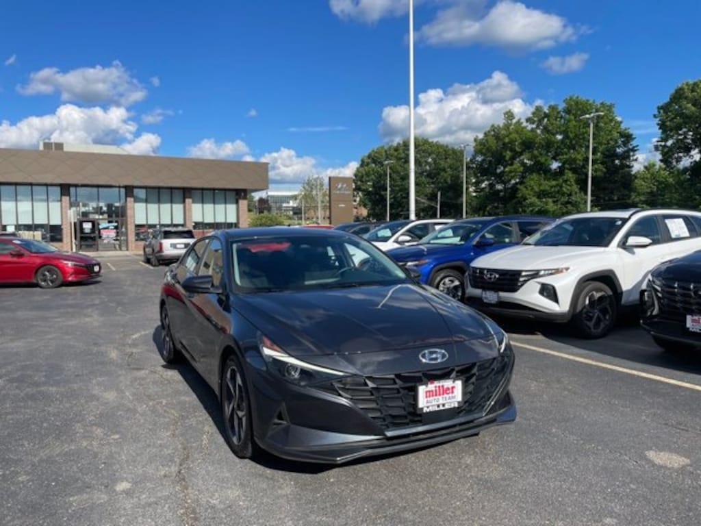 Certified 2023 Hyundai Elantra Limited Sedan