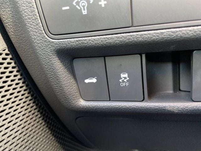 2022 Hyundai Sonata SEL Plus - Photo 18