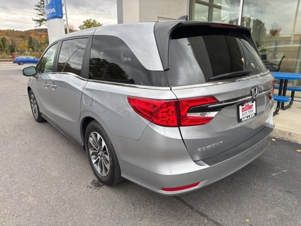 Used 2024 Honda Odyssey EX-L Van